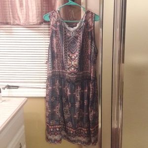 ⛔⛔Price Reduction  / NWOT.  Silky Soft Dress
